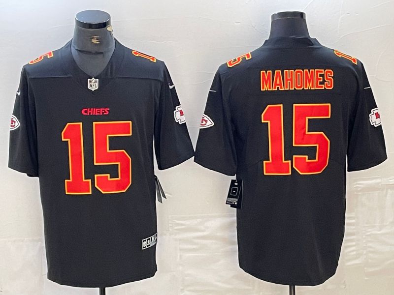 Men Kansas City Chiefs 15 Mahomes Black gold 2024 Nike Vapor Limited NFL Jersey style 1